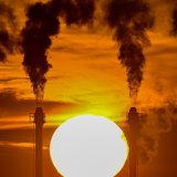 Nous allons toujours à l'opposé de ce qui est requis par l'accord de Paris" sur le climat pour limiter le réchauffement planétaire à 1,5 degré Celsius.